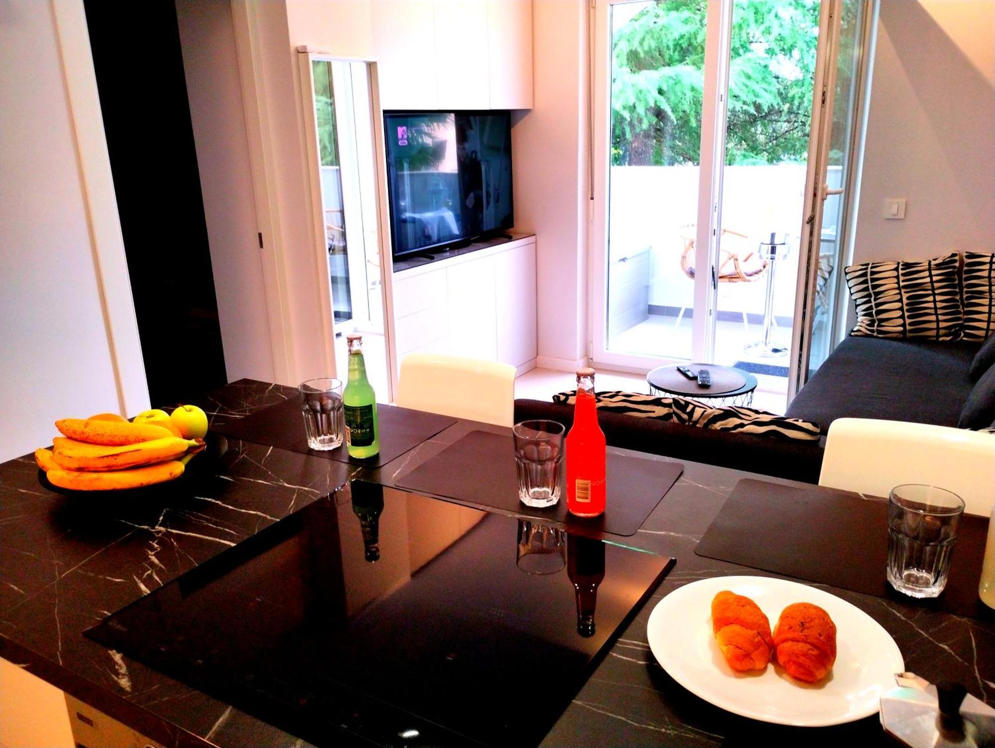 Premium Apartment Eden โปเรช ภายนอก รูปภาพ